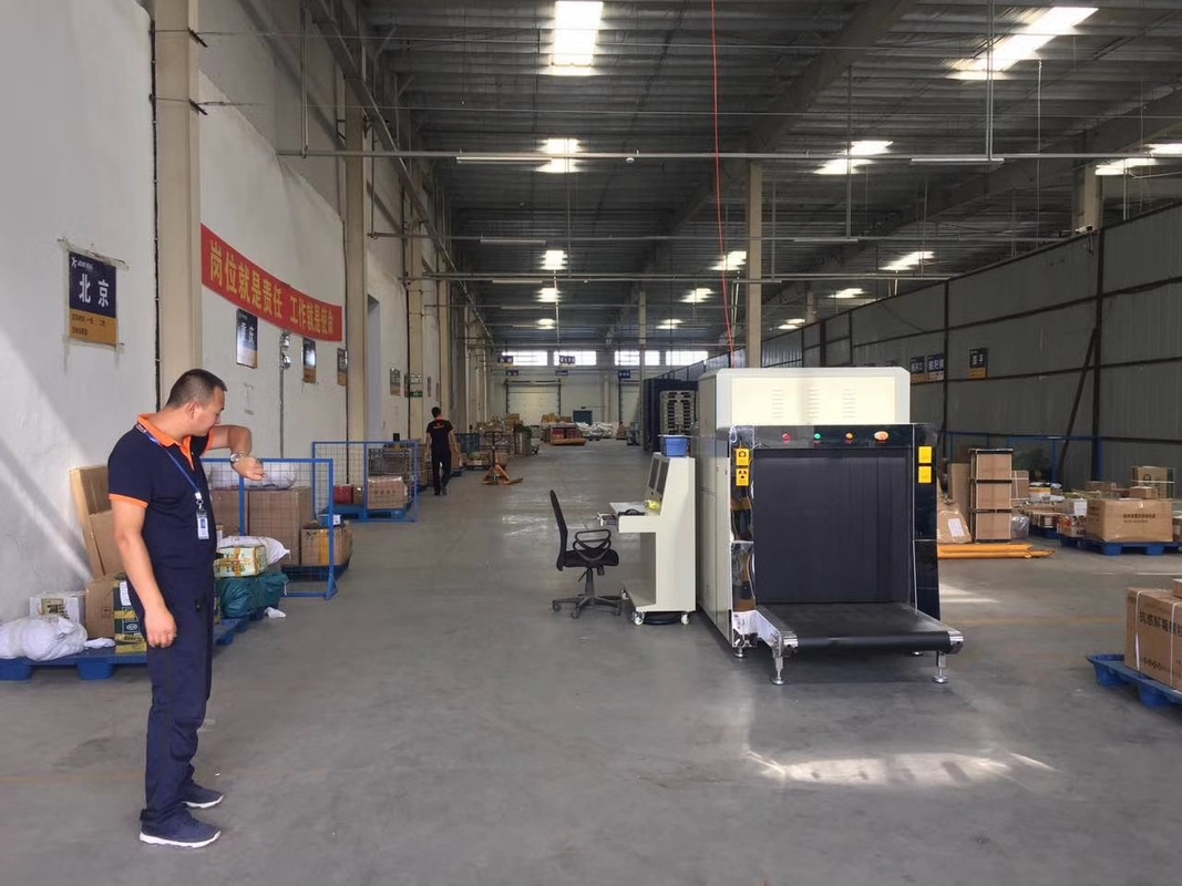 High Precison Security X Ray Luggage Scanner 100-160Kv With 200kg Max Load